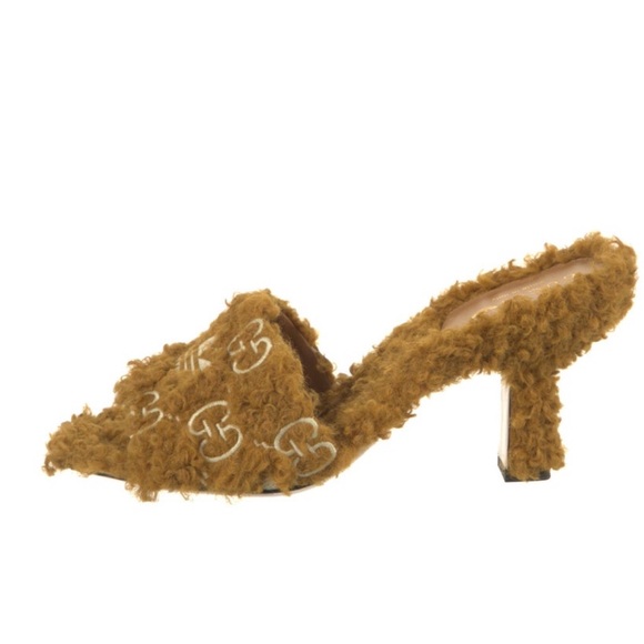Gucci x Adidas Fur Mules - Picture 1 of 5